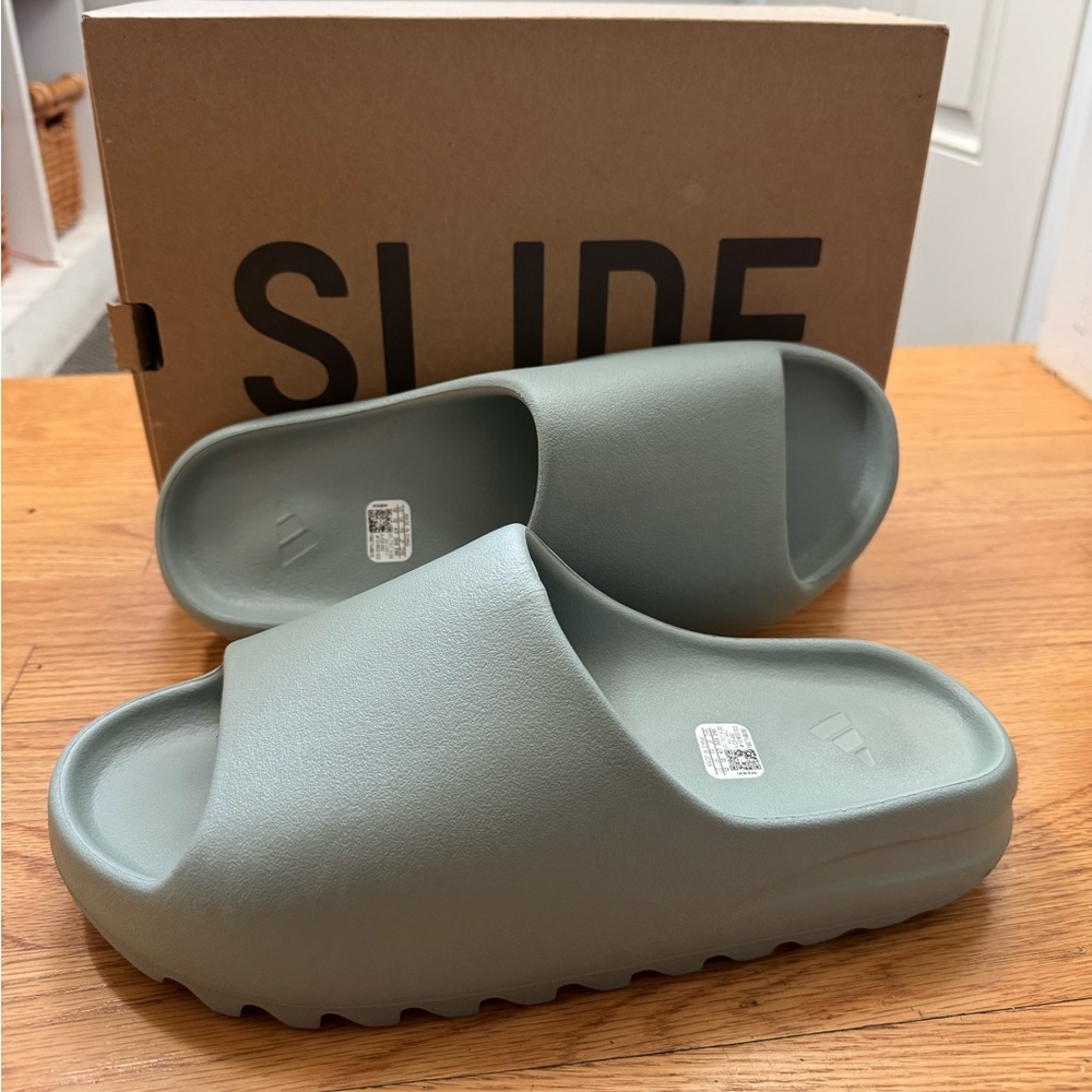 YZY Slides Made by Adidas; color: Salt; NWT and original box included